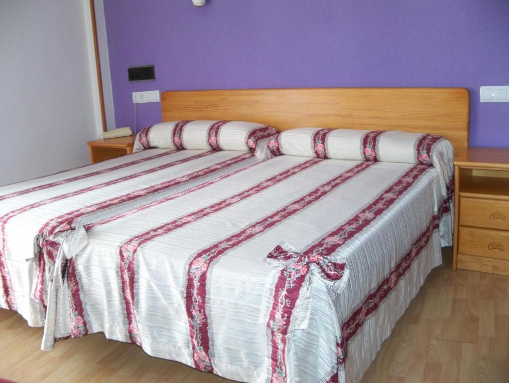 Hostal Virgen Del Villar Laguna de Duero Camera foto