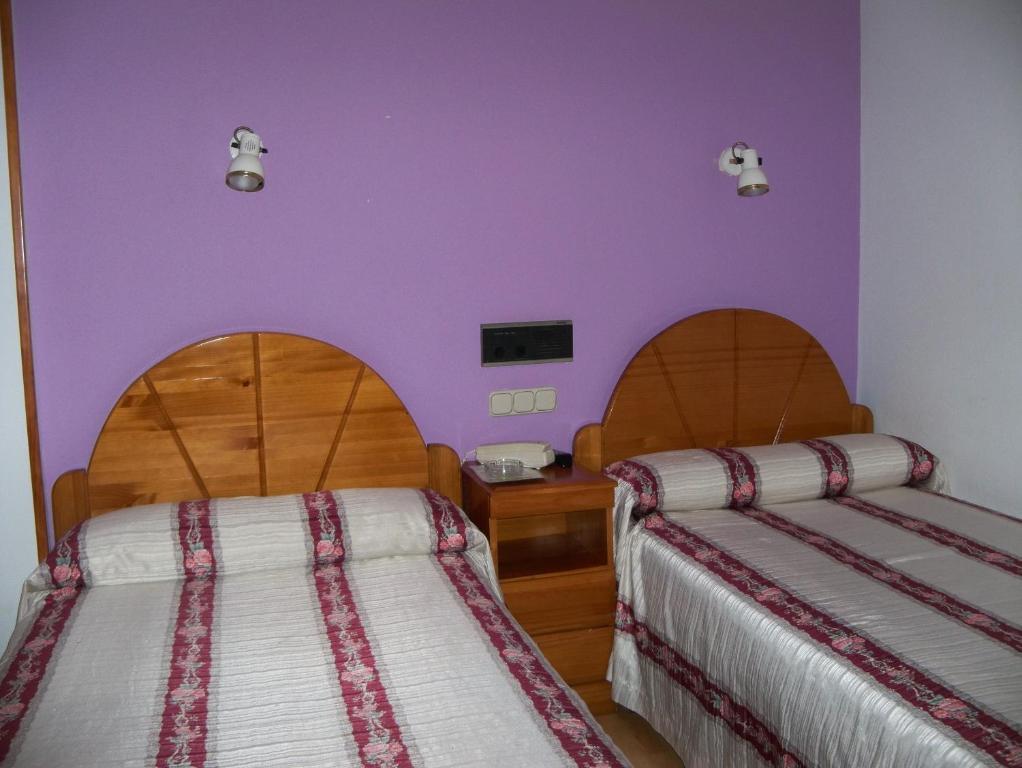 Hostal Virgen Del Villar Laguna de Duero Camera foto