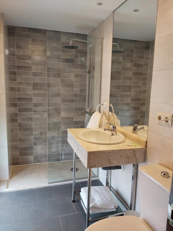 Hostal Virgen Del Villar Laguna de Duero Esterno foto